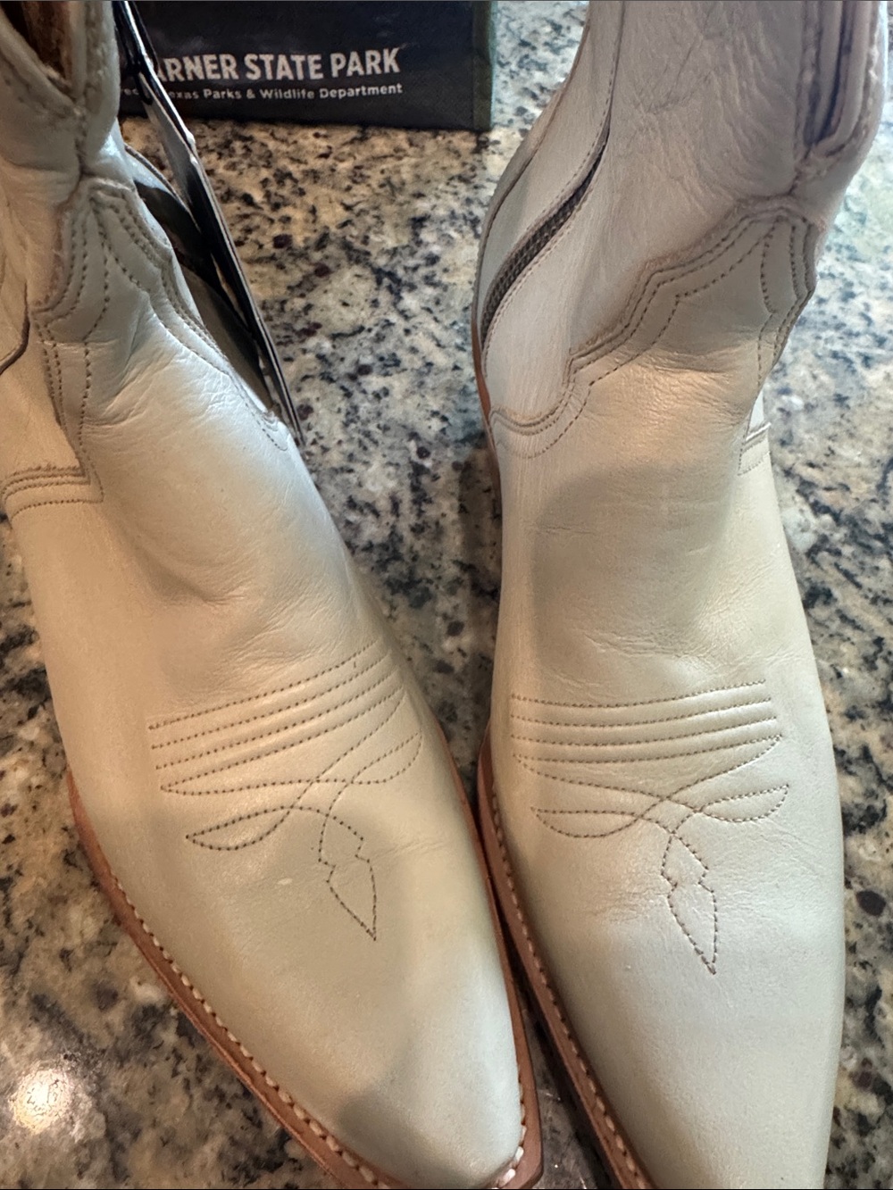 Lucchese Cream Cactus Side Zip Western Leather Ankle Boots - Picture 3 of 7